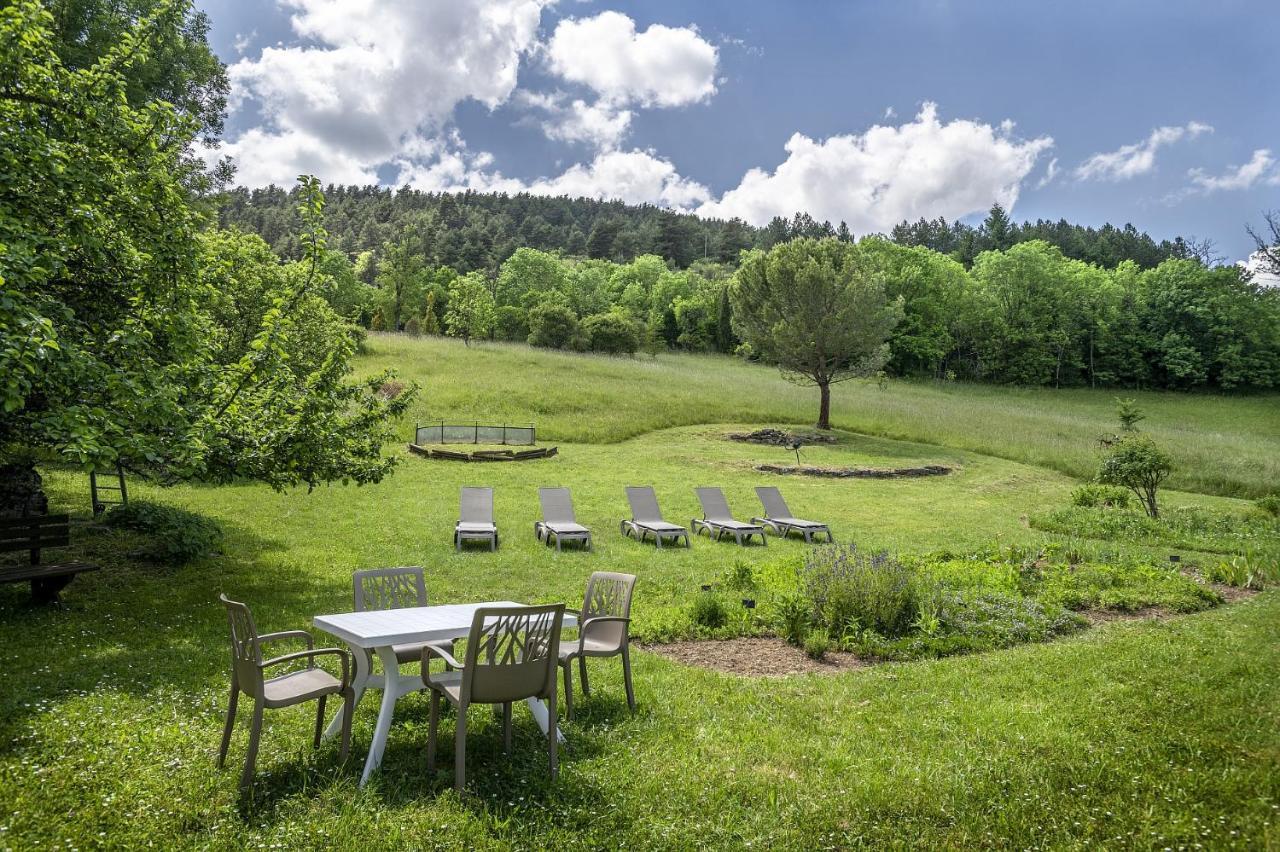 Logis Hotel Restaurant Le Mont Aigoual Meyrueis Bagian luar foto