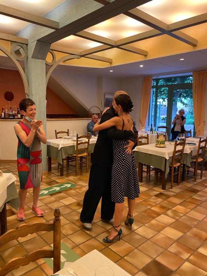 Logis Hotel Restaurant Le Mont Aigoual Meyrueis Bagian luar foto