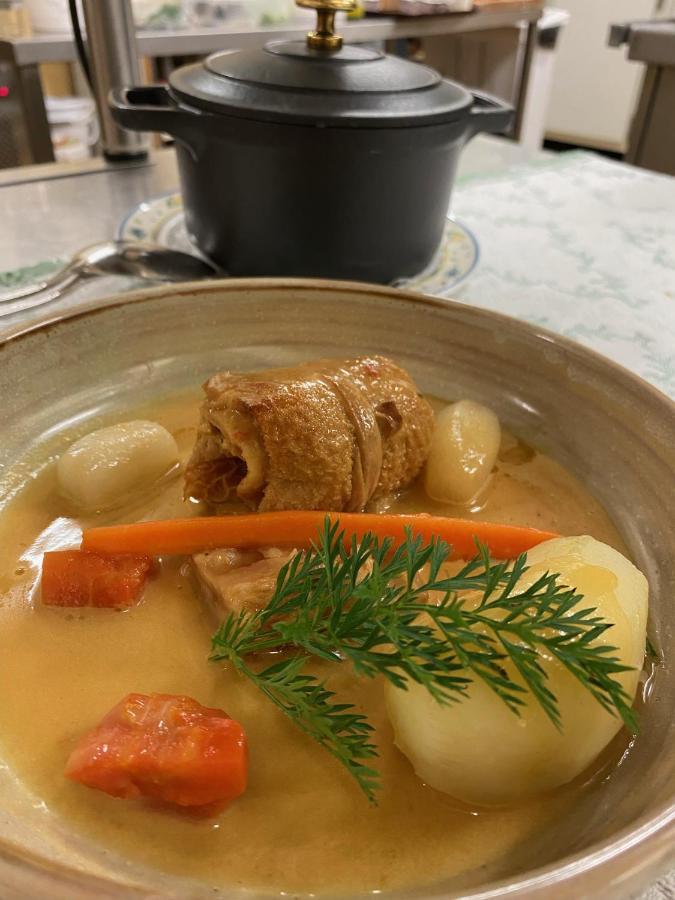 Logis Hotel Restaurant Le Mont Aigoual Meyrueis Bagian luar foto