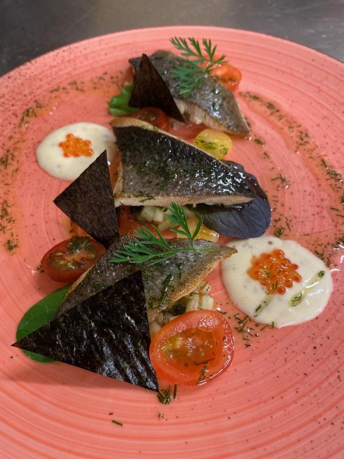 Logis Hotel Restaurant Le Mont Aigoual Meyrueis Bagian luar foto